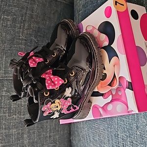 Disney girls rain boots toddler size 7